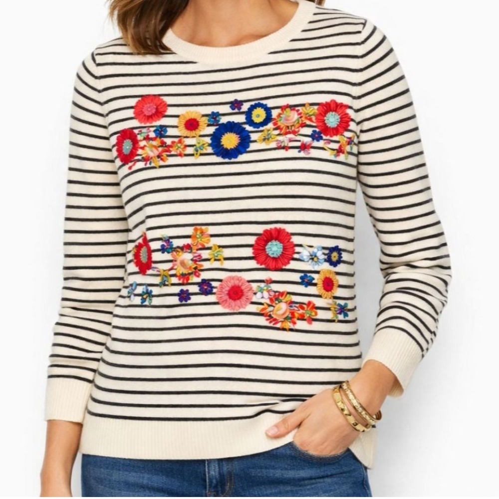 Talbots Floral Row Embellished Crewneck Sweater Size M Soft Classic Knit